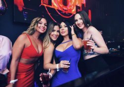 4 San Antonio Girls In a Night Club